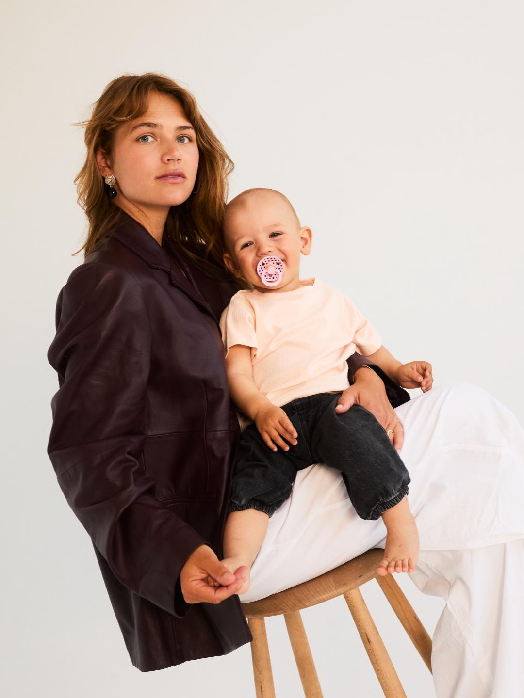 BIBS Studio Collection Colour Roudn Pacifiers Polka Dot, BIBS Studio Polka Dot kollektsioon, kirsikujulised lutid, all-groups