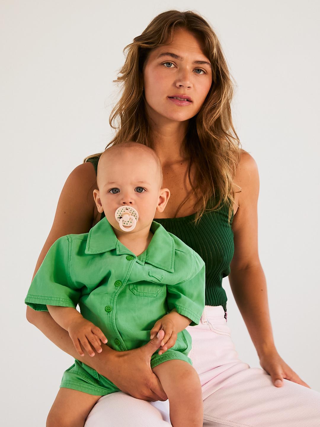 BIBS Studio Collection Colour Roudn Pacifiers Polka Dot, BIBS Studio Polka Dot kollektsioon, kirsikujulised lutid, all-groups