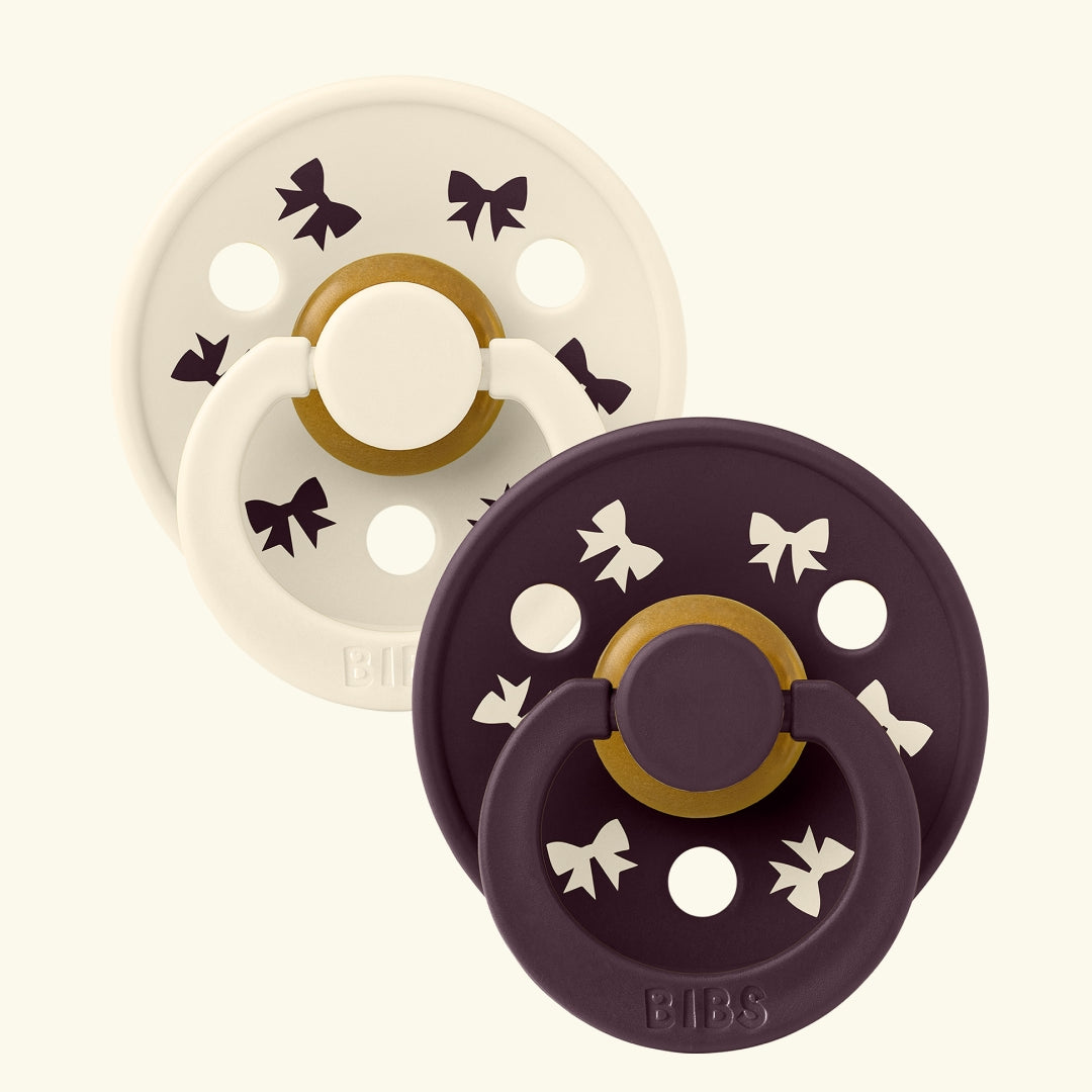 BIBS Retro Holiday Collection, Colour Round Pacifiers, Bow ivory plum, BIBS Retro Holiday kolletsioon, kirsikujulised lutid, lipsumotiiv