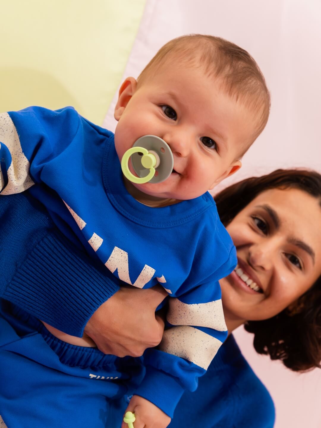 BIBS Colour Round Pacifiers, Studio Collection Fusion, BIBS Colour Round kirsikujulised lutid, Studio Collection Fusion, all-groups