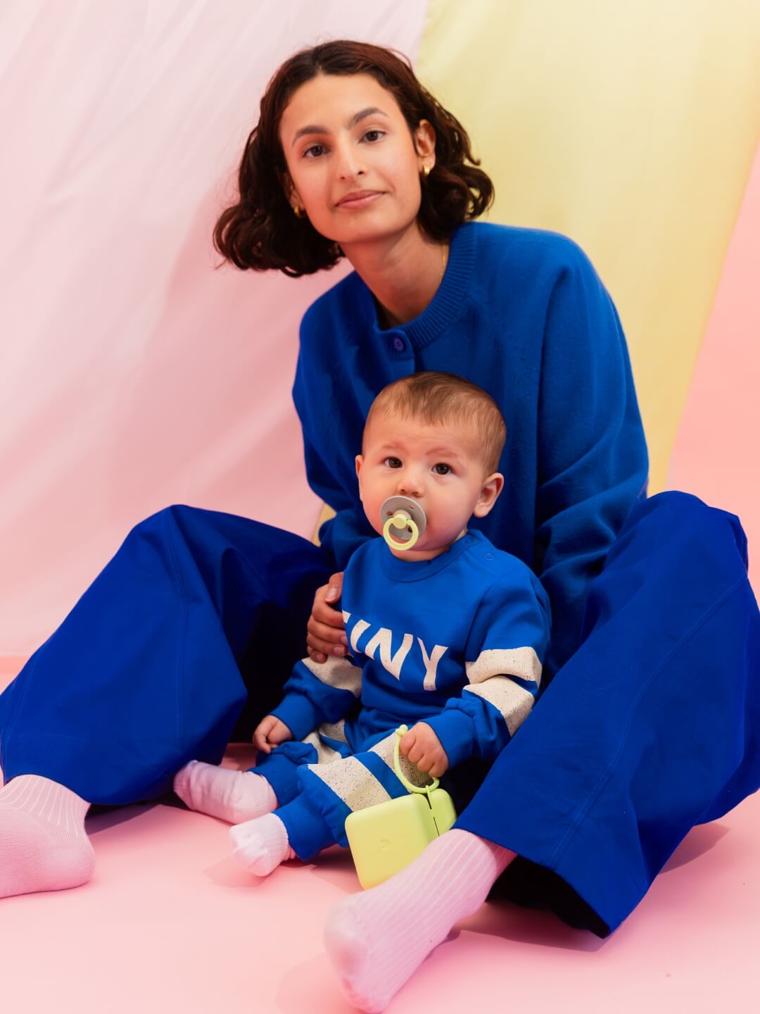 BIBS Colour Round Pacifiers, Studio Collection Fusion, BIBS Colour Round kirsikujulised lutid, Studio Collection Fusion, all-groups