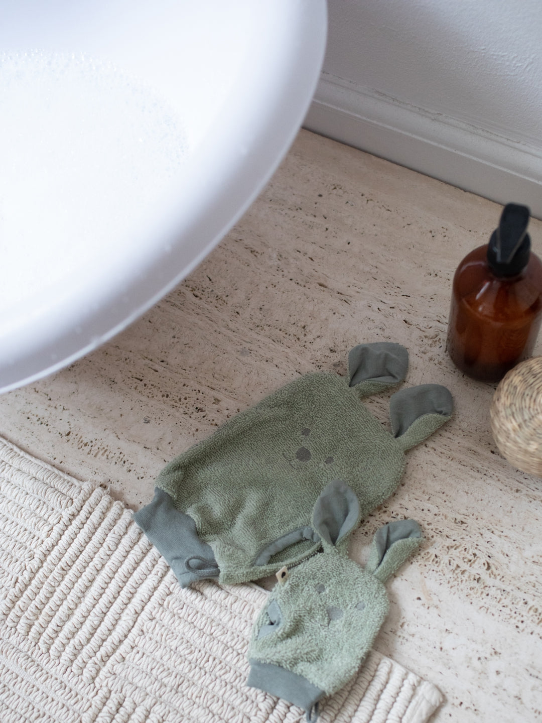 BIBS Kangaroo Bath Mitts, BIBS pesukinnaste komplekt