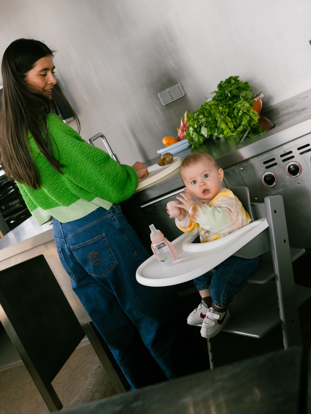 BIBS baby sippy bottle with silicone spout, BIBS tilaga joogipudel silikoonist otsaga, all-groups