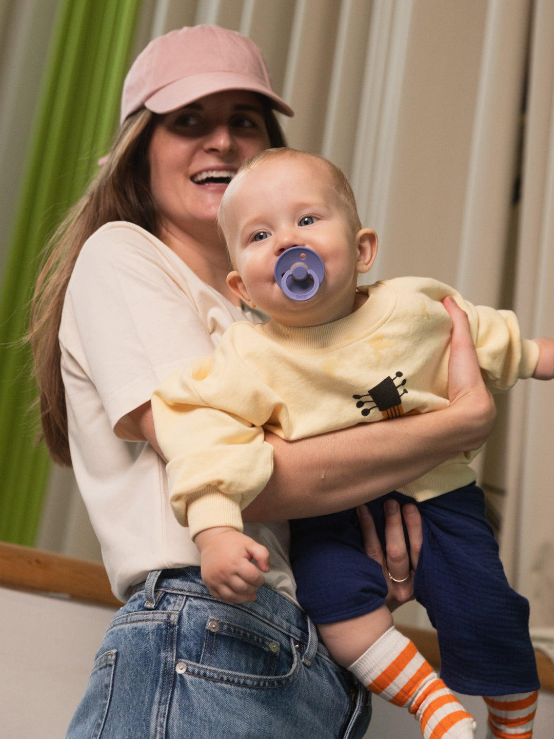 BIBS Colour Round pacifiers, BIBS Colour Round lutid, ümar kirsikujuline lutiots, looduslikust kummist lutid, all-groups