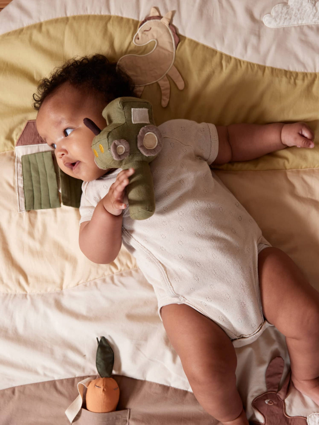 Filibabba Linen Rattle Toy Tractor, linane kõristi traktor