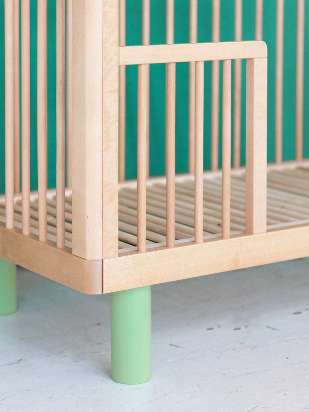 Karl & Fric Nox Cot - Natural Wood & Green, Karl & Fric Nox beebivoodi, võrevoodi, beebi võrevoodi