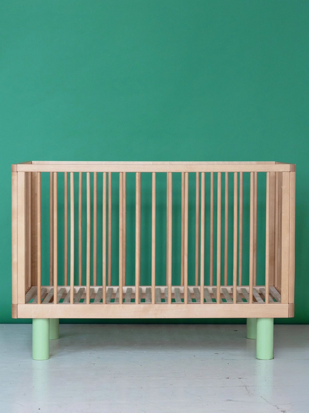 Karl & Fric Nox Cot - Natural Wood & Green, Karl & Fric Nox beebivoodi, võrevoodi, beebi võrevoodi