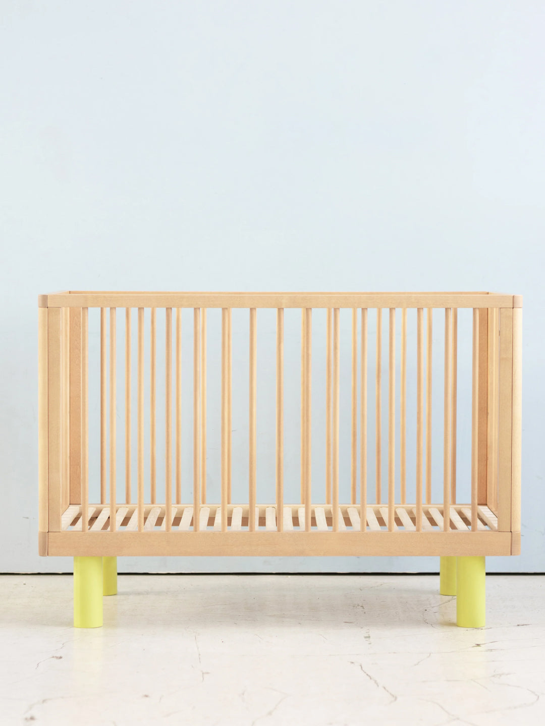 Karl & Fric Nox Cot - Natural Wood & Yellow, Karl & Fric Nox beebivoodi, võrevoodi, beebi võrevoodi