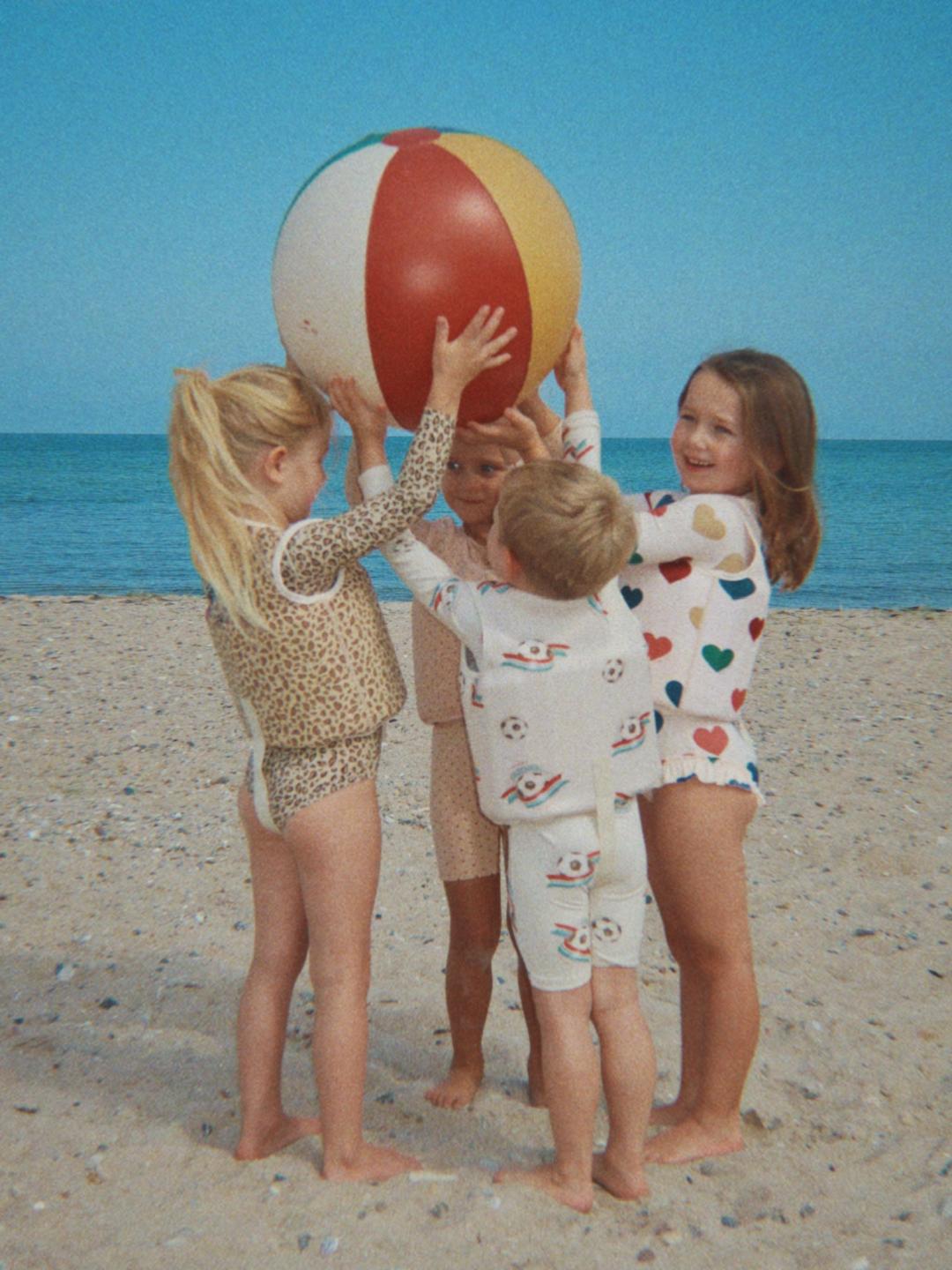 Konges Sløjd Beach Ball, Konges Sløjd rannapall, all-groups