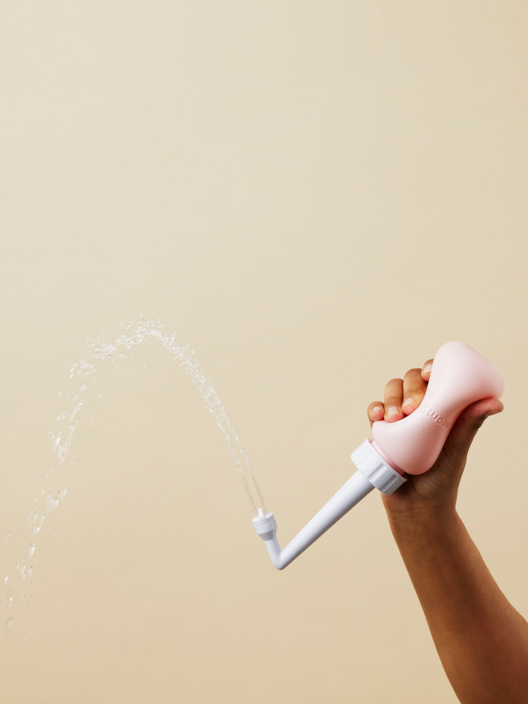 Momkind Wash Bottle, peri bottle, pesupudel, sünnitusjärgne pesupudel, peripudel