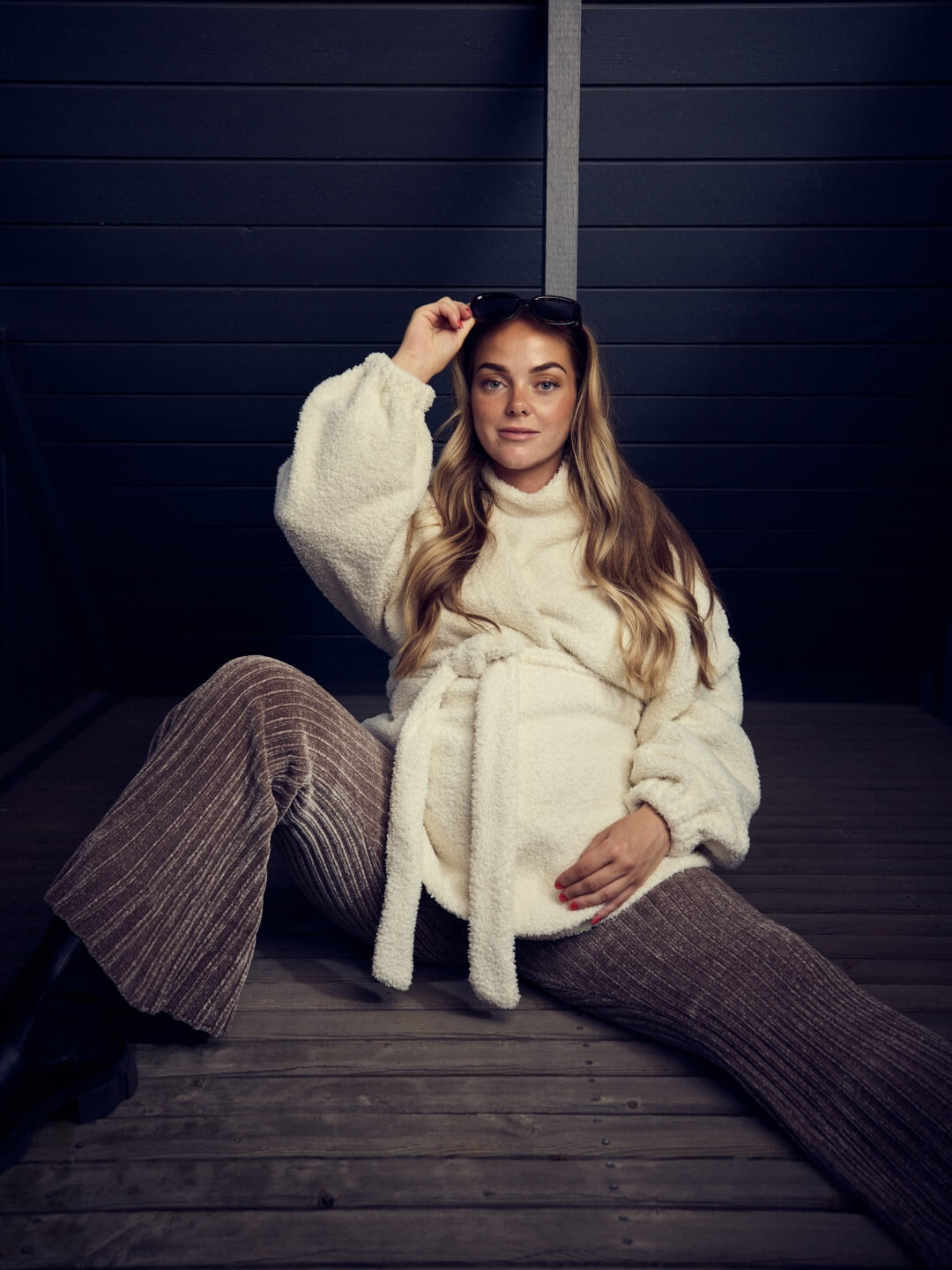 Najell carrying jacket, Najell lapsekandmisjakk, lapsekandmisjope, teddy white, all-groups