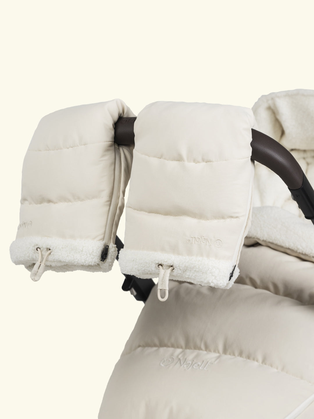 Najell stroller gloves down, Najell universaalsed vankrikindad pardisulgedega, suletäidisega