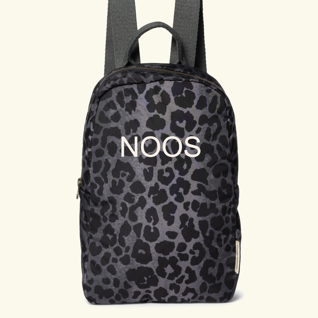 Studio Noos personalized Puffy Mini Backpack Antra Leopard, Studio Noos personaliseeritud puffy mini seljakott, off-white