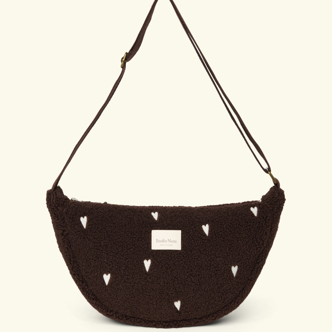 Studio Noos fanny pack with hearts, Studio Noos südametega õlakott kõhukott võõkott tumepruun, Chocolate