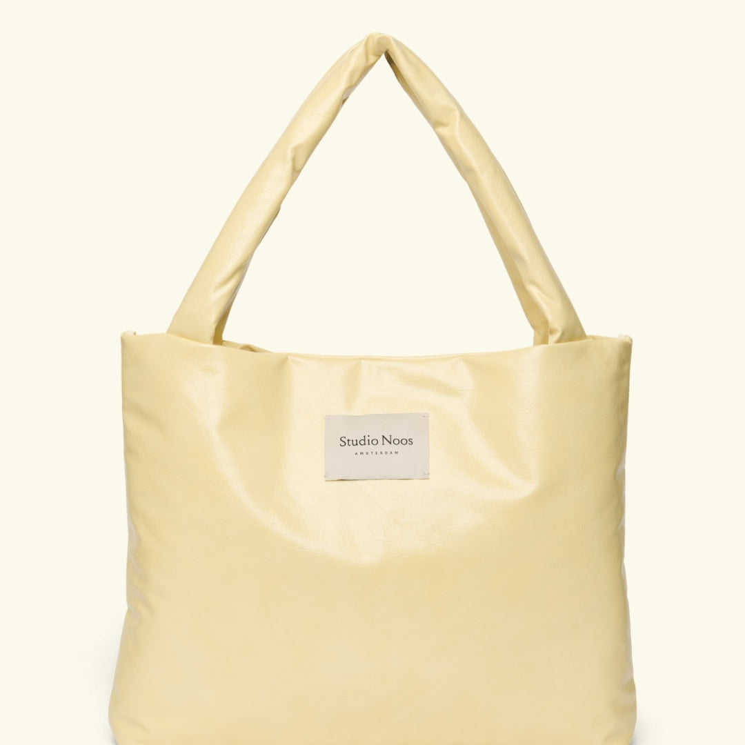 Studio Noos vegan leather mom bag, Studio Noos vegannahast mom bag, suur kott emale, butter yellow