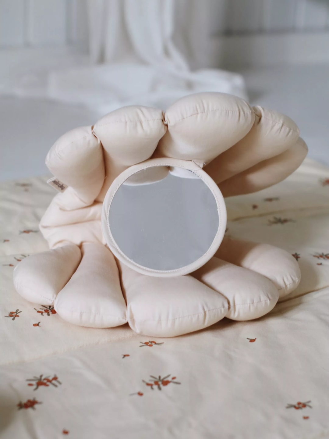 That's Mine Seashell Baby Mirror Toy, That's Mine Seashell pehme peegel, all-groups