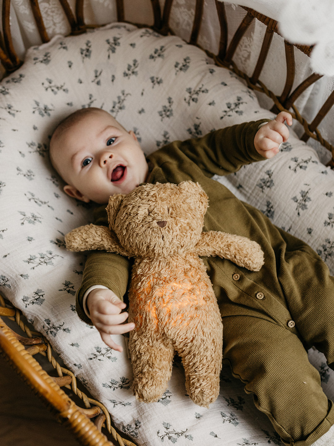 Moonie Organic Bear, Moonie kaisukaru, uinutavate helidega uneabiline, all-groups