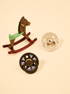Bibs Colour Round Pacifier Holiday Collection, Horse, BIBS Colour Round kirsikujulised ümmargused lutid, kiikhobu, all-groups