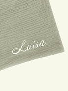 Personalize Babyluv Studio muslin baby blanket, nimeline musliinist beebitekk, pesonaliseeritud musliintekk, tikitud nimega beebitekk, matcha-white