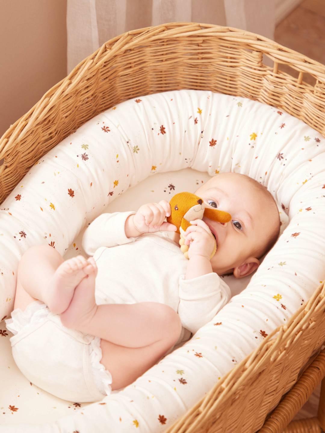 Filibabba rattle with silicone teether frey the fox, Filibabba kõristi silikoonist närimisrõngaga - rebane