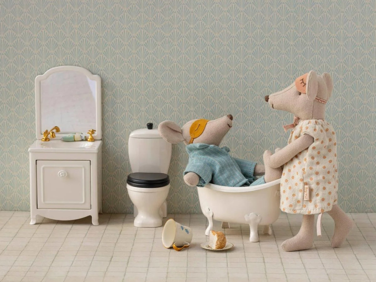 Maileg Mum and Dad Mice in Cigarbox, Maileg hiired ema ja isa koos karbiga