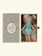 Maileg dance mouse in daybed, Maileg tantsuhiir päevavoodis