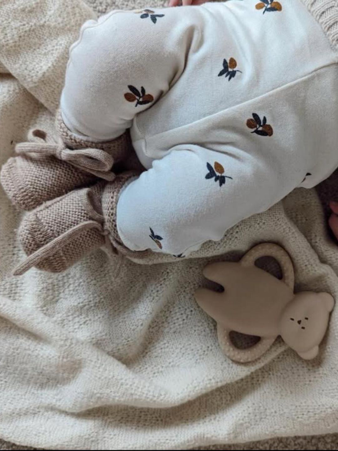 Moonie natural rubber teether, Moonie looduslikust kummist närimislelu, närimisrõngas, all-groups