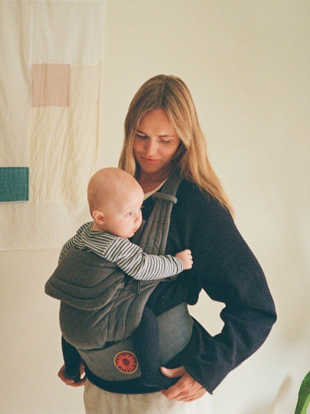 Moova baby carrier, Moova beebi kandekott, kõhukott, beebikandmine, beebikandmisvahendid, all-groups