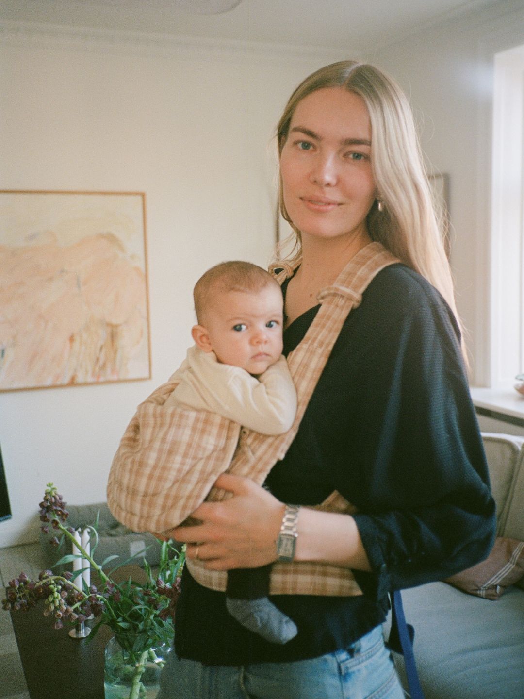 Moova baby carrier, Moova beebi kandekott, kõhukott, beebikandmine, beebikandmisvahendid, all-groups