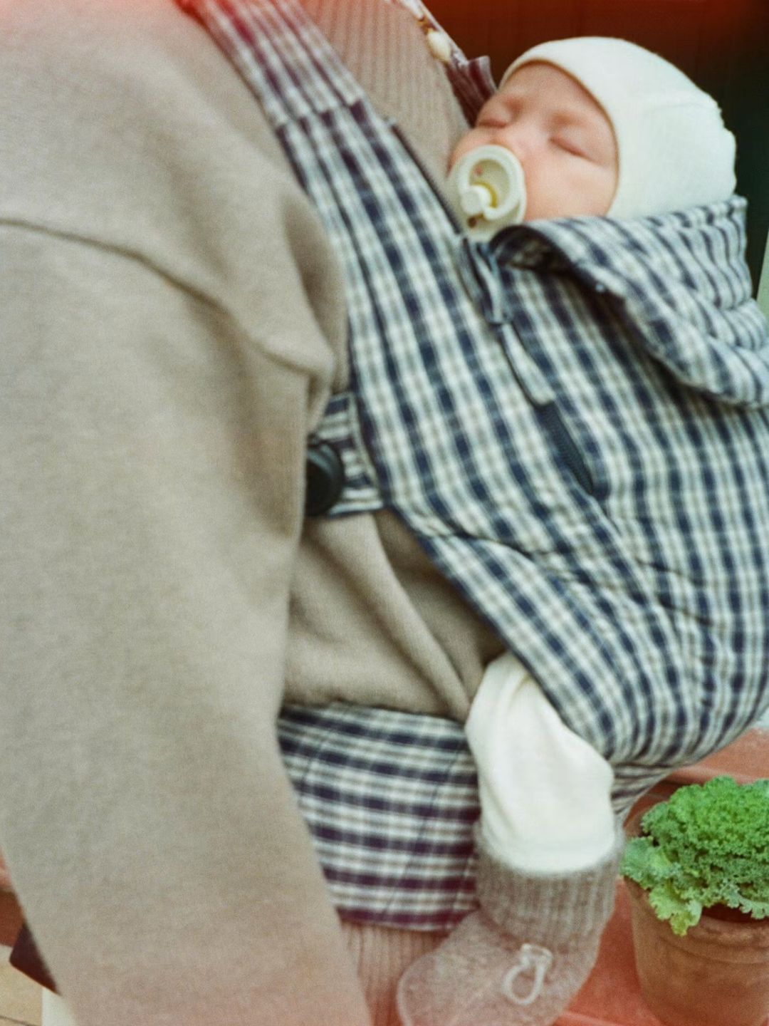 Moova baby carrier, Moova beebi kandekott, kõhukott, beebikandmine, beebikandmisvahendid, all-groups