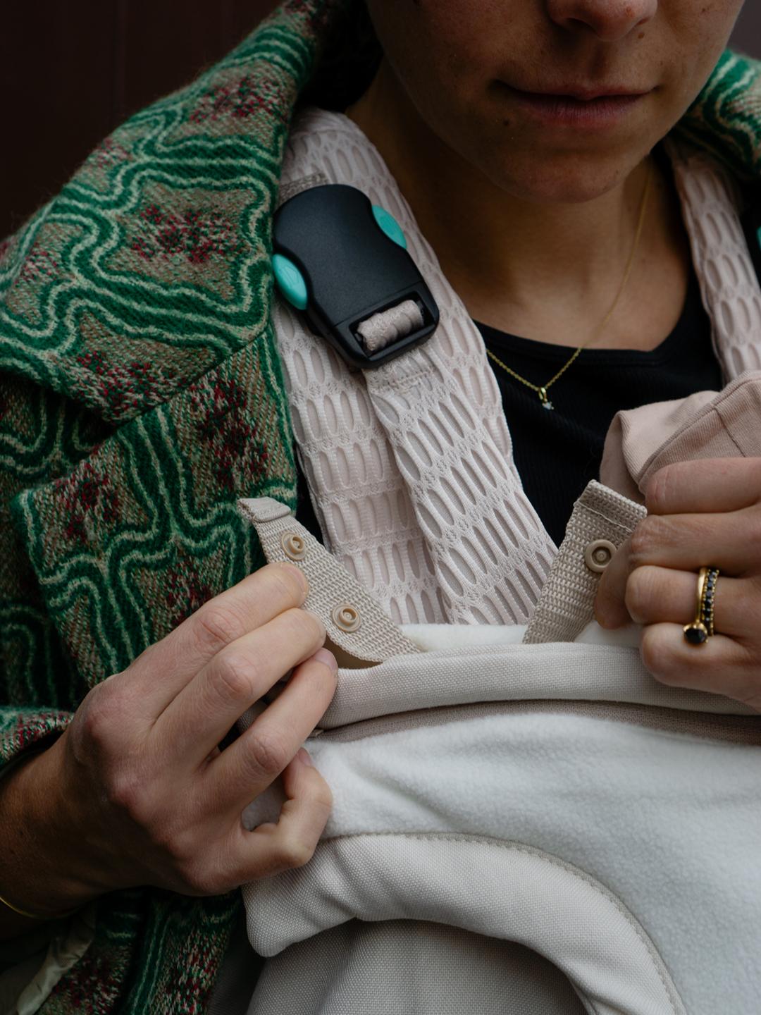 Najell all weather cover for baby carrier, Najell iga ilma kate soojakott beebi kandekotile kõhukotile, all-groups