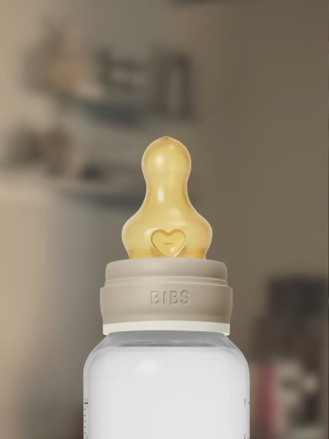 BIBS baby bottle glow, BIBS pimedas helendav lutipudel, video, all-groups