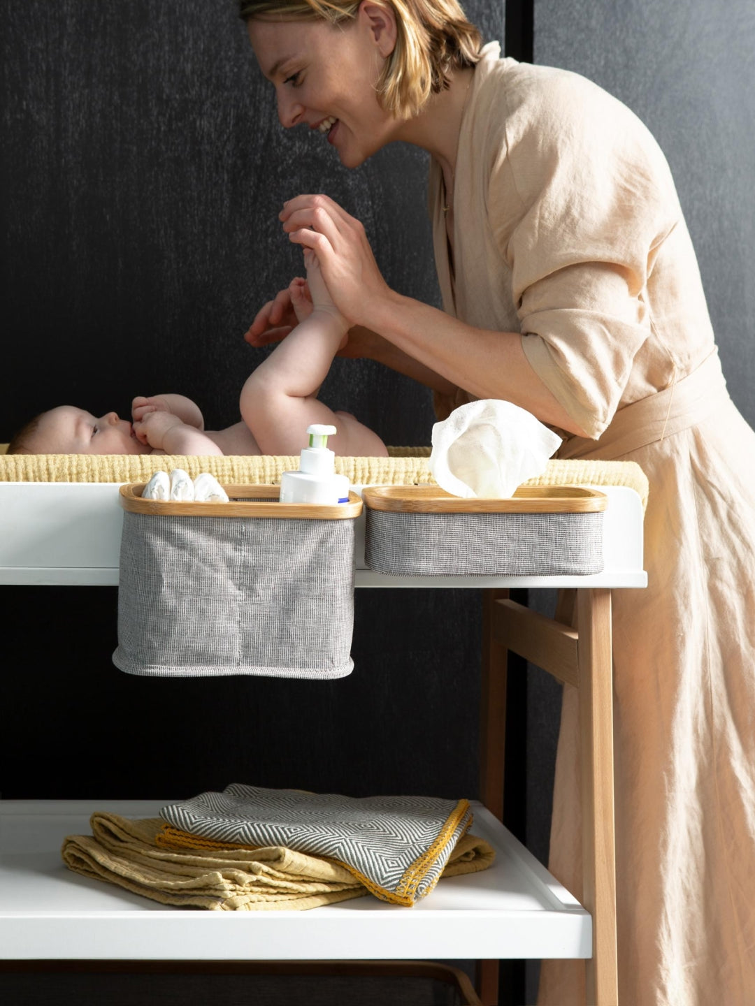 Quax hanging basket for wipes for changing table, Quax mähkimislaua riputatavad karbid salvrätikutele, all-groups