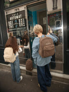 Studio Noos personalized midi backpack with front pocket Brown, Studio Noos nimeline seljakott esitaskuga Pruun