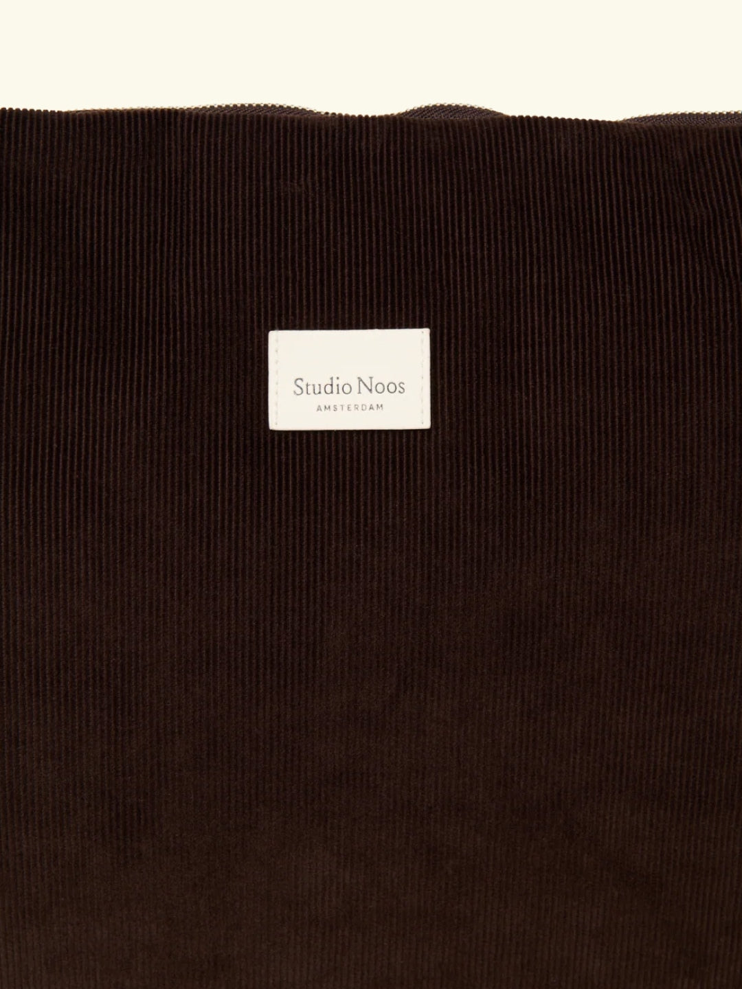 Studio Noos rib puffy diaper bag dark brown, Studio Noos velvetist mähkmekott, kärukott, tumepruun