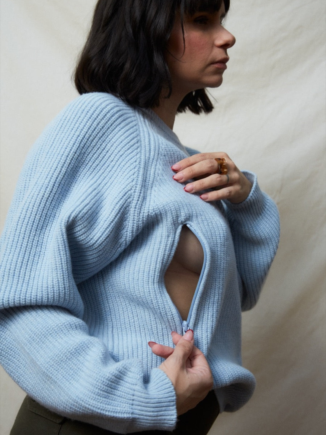 Tajinebanane pull up knitted breastfeeding sweater, Tajinebanane kootud imetamiskampsun helesinine