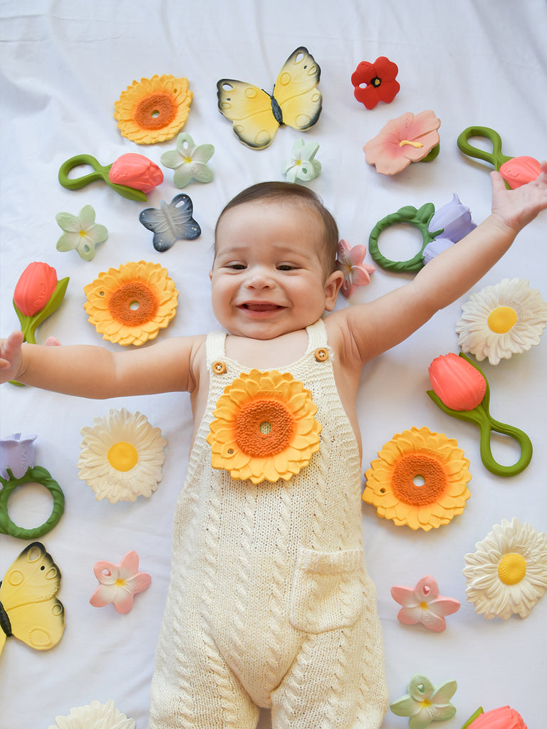 Oli&Carol Mini-Teether - Bali the Flower, Oli&Carol mini-närimisrõngas Bali the Flower