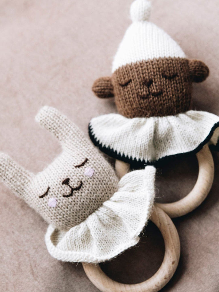 Main Sauvage Alpaca Wool Teething Ring, Main Sauvage alpakavillast närimisrõngas
